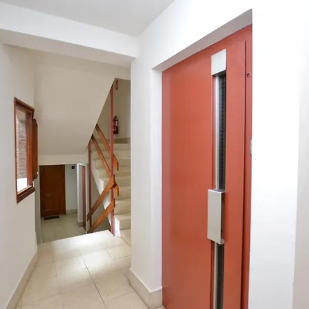 Benavente Apartment *